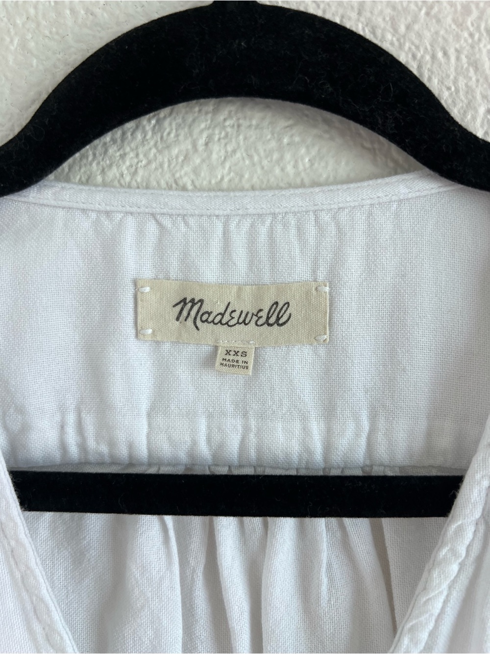 Madewell Women's Wrap Top in Eyelet White Cropped - Picture 3 of 10